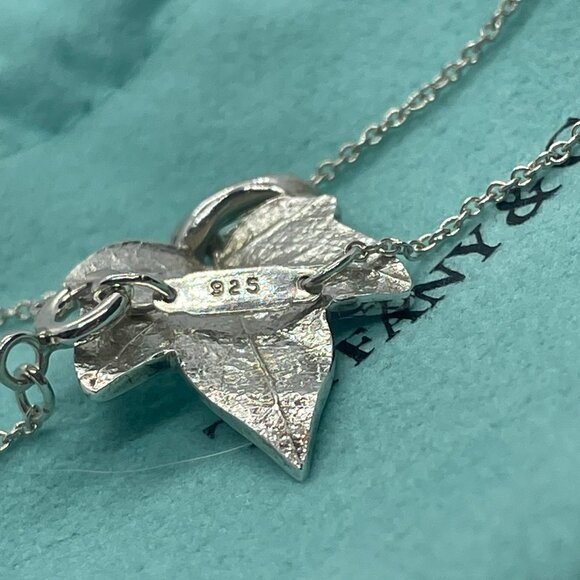 Tiffany & Co. Vintage Ivy Maple Leaf Pendant Necklace Silver 16" w/ Pouch - Picture 5 of 8